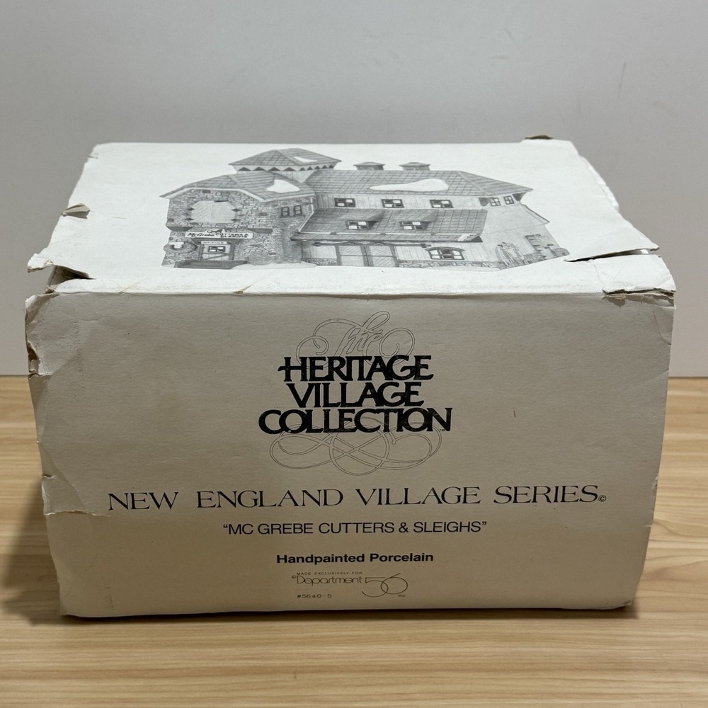 Dept 56 New England Village Series Mc Grebe Cutters & Sleighs Box & Light 5640-5 - Picture 13 of 16